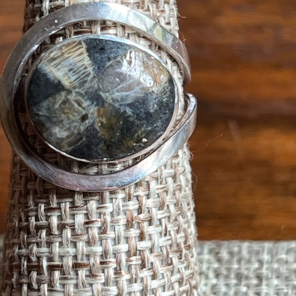 Hand-crafted mid-century pietersite exotic stone set in sterling silver!  💕 - Picture 2 of 8